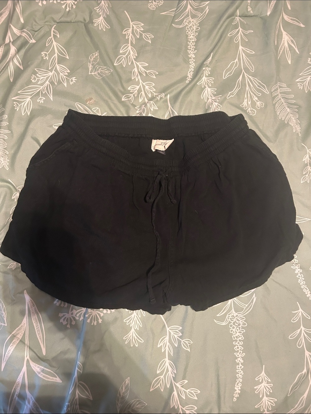 Universal Thread Black Elastic Waist linen Shorts